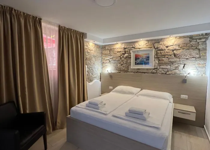 Minella Couette-café 3*